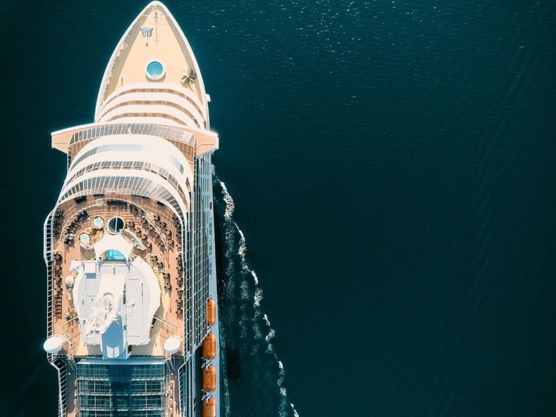 Imagen aérea de un crucero.